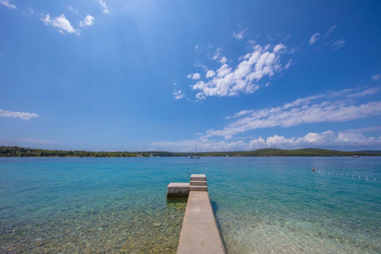 Olife Guesthouse Milna (Brac) Exterior photo